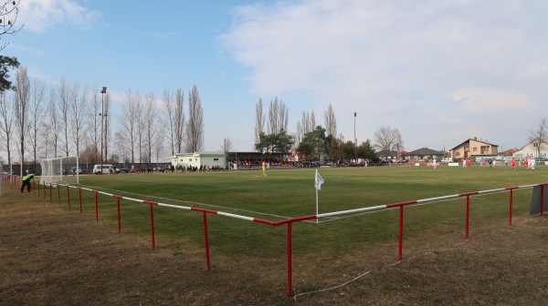 Futbalový štadión Kostolné Kračany - Kostolné Kračany-Šipošovské Kračany