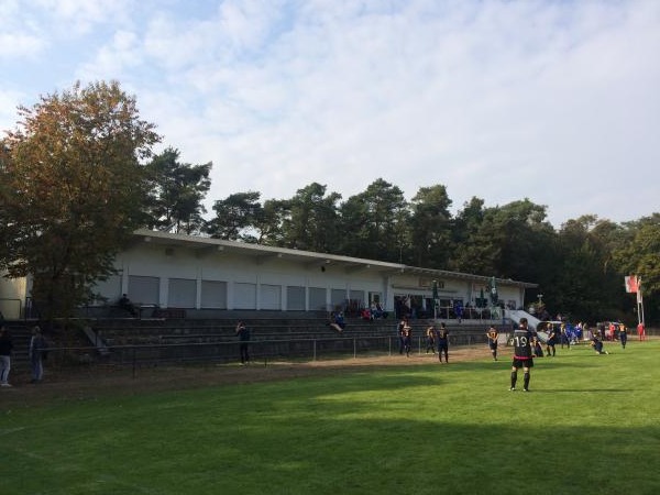 Waldstadion im Sportpark Oberlinden - Langen/Hessen