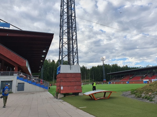 Myyrmäen jalkapallostadion - Vantaa