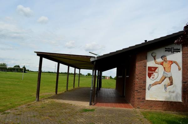 Sportplatz an der B266 - Euskirchen-Euenheim