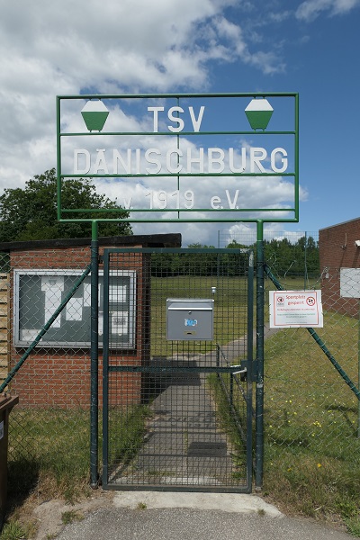 Sportanlage an den Bahnschranken - Lübeck-Dänischburg