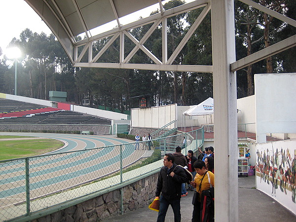 Estadio Universitario Alberto 