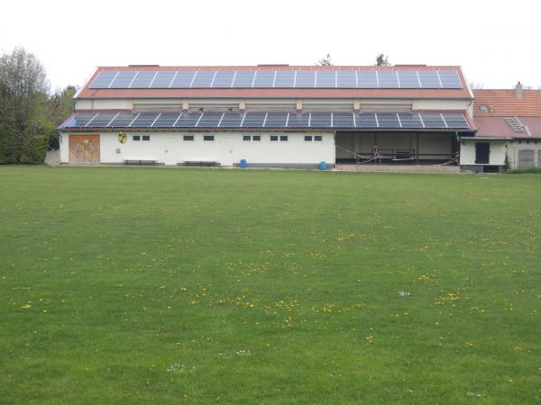 Sportplatz Hinter der Burg - Flomborn