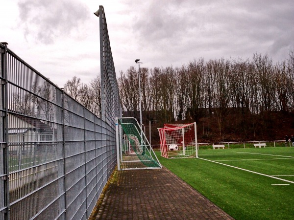 Sportplatz Deusener Straße - Dortmund-Deusen