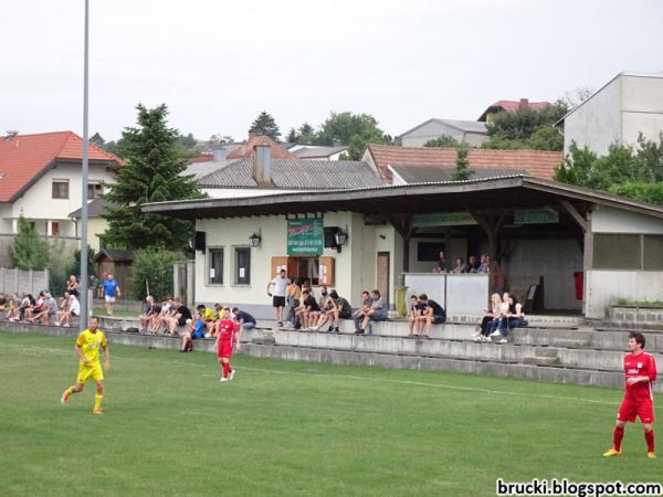 Sportplatz Stotzing - Stotzing