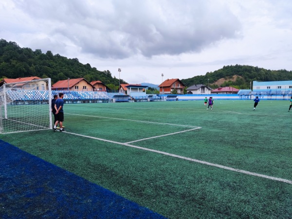 Stadion Bare - Simin Han