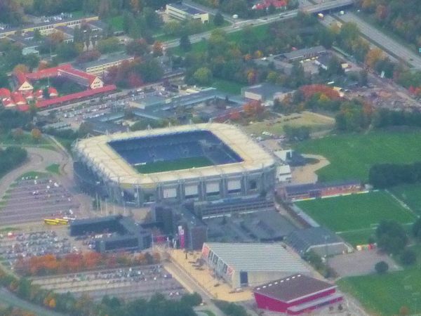 Brøndby Stadion - Brøndby