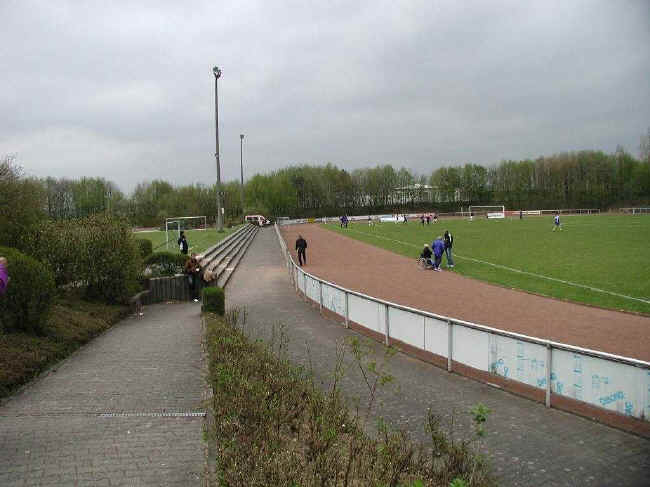 Stadion an der Theodor-Heuss-Schule - Wirges