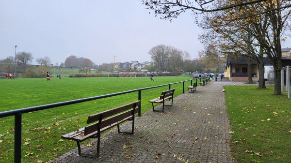 Sportgelände am Uhlberg - Karsbach