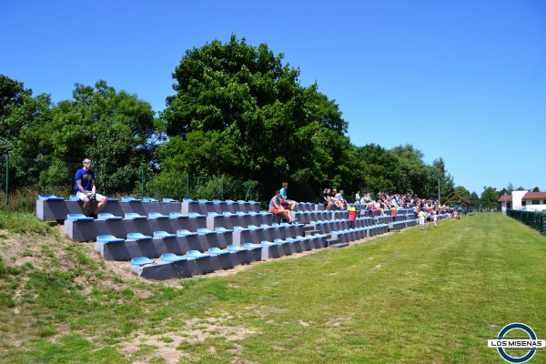 Stadion Czarni Dobrzyca - Dobrzyca