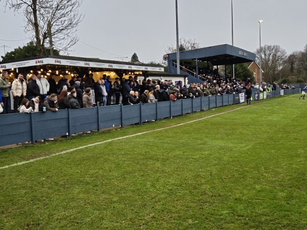 Alwyns Lane Football Ground - Chertsey