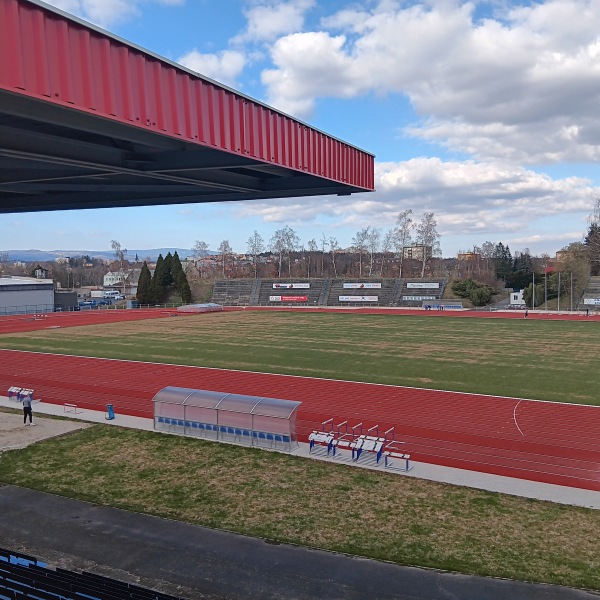 Atletický stadion Karlovy Vary - Karlovy Vary-Tuhnice