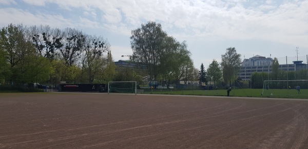 Sportanlage an der Kanalbrücke D-Platz - Hannover-Vahrenheide