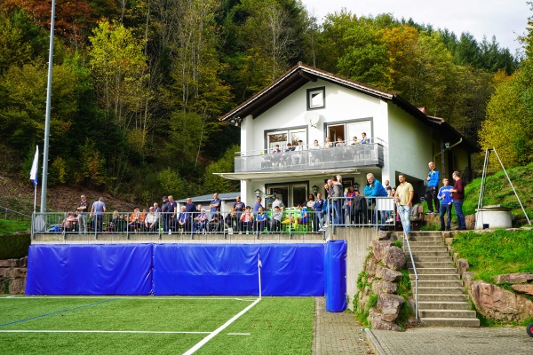 Sportplatz Krähenbadberg - Alpirsbach