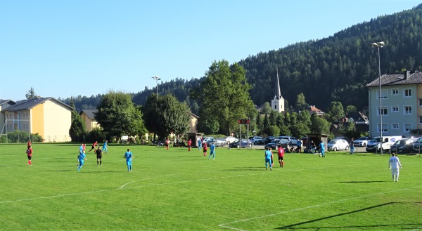 Sportplatz Himmelberg - Himmelberg