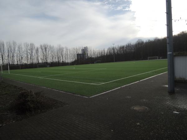 Limes-Stadion Nebenplatz 2 - Schwalbach/Taunus