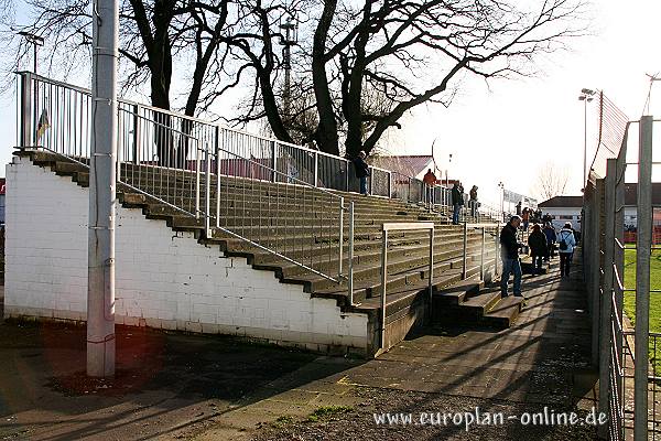 Wilhelm-Langrehr-Stadion - Garbsen-Havelse