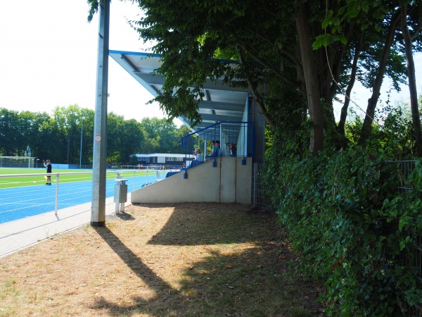 Sportplatz Büttnerstraße - Dortmund-Lanstrop