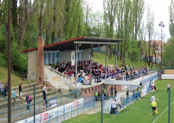 Štadión za traťou - Bratislava-Devínska Nová Ves