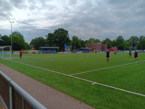 Edmund-Plambeck-Stadion Nebenplatz 1 - Norderstedt-Garstedt