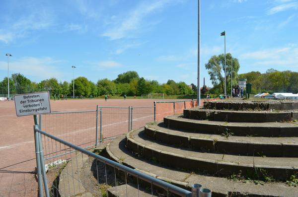 Rheinpreußenstadion Nebenplatz - Moers-Meerbeck