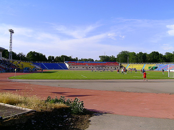 Ortalıq Stadion - Taraz