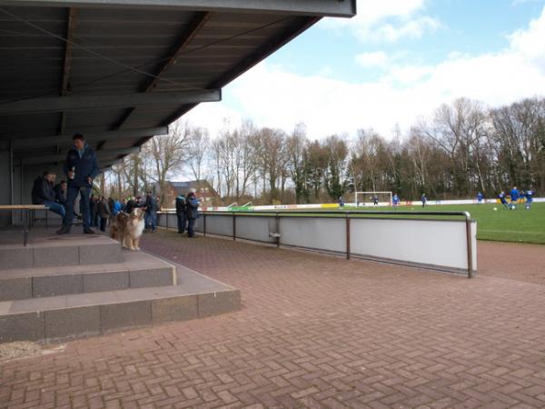 Neumühlenstadion - Beelen