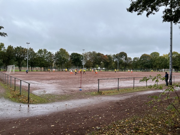 Bezirkssportanlage Weidenpesch Platz 4 - Köln-Weidenpesch