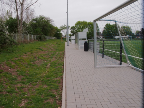 Volksbank Niederrhein Arena Nebenplatz - Moers-Asberg