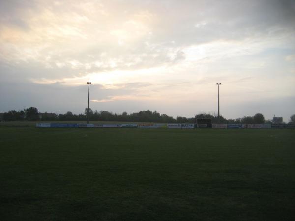 Sportplatz Hohenwarsleben - Hohe Börde-Hohenwarsleben