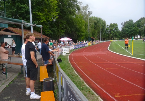 Stadion an den Seewiesen - Osterhofen