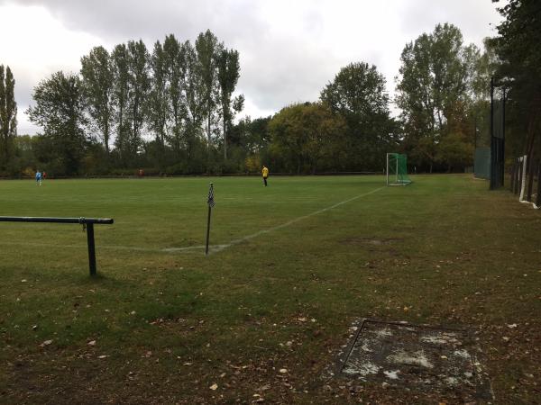 Sportanlage Waldstraße - B112er-Platz - Eisenhüttenstadt