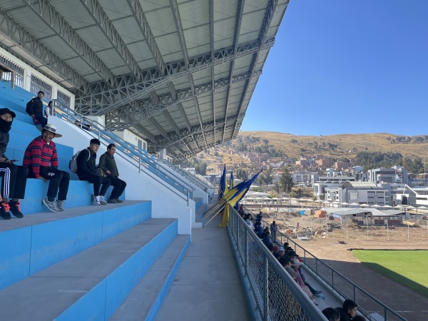 Estadio Monumental de la UNA - Puno