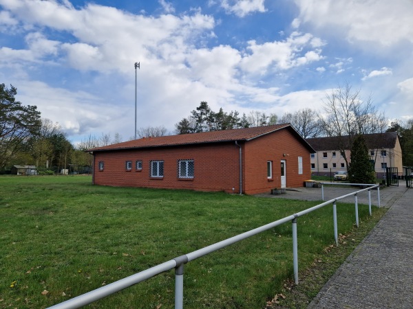 Waldsportplatz - Eggesin-Karpin