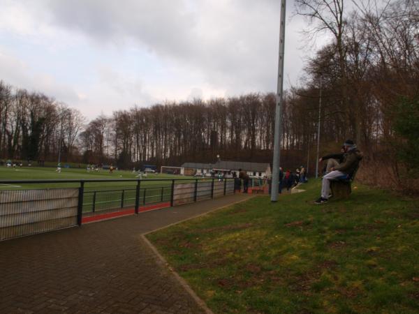 Rather Waldstadion Nebenplatz - Düsseldorf-Rath