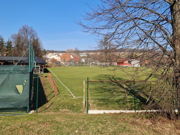 Fotbalové hřiště Sokol Bystřice pod Lopeníkem - Bystřice pod Lopeníkem