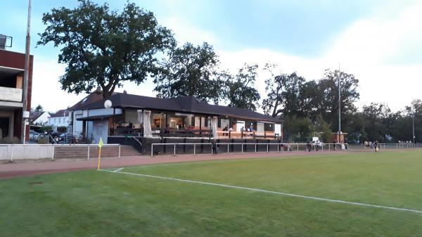 Sportanlage Birsteiner Straße - Frankfurt/Main-Fechenheim