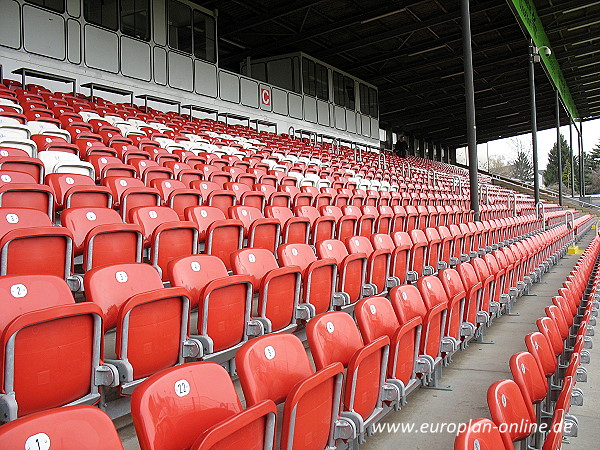 Paul-Janes-Stadion - Düsseldorf-Flingern