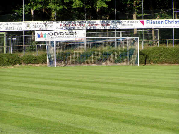 Stadion am Waldessaum - Klausen/Eifel