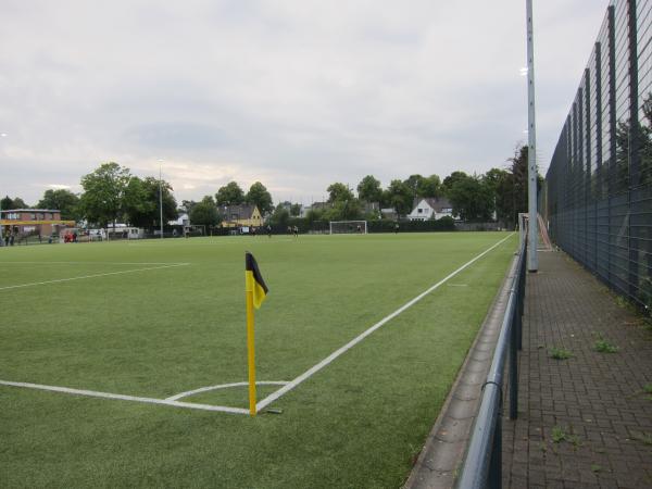 Postsportanlage Platz 2 - Düsseldorf-Flingern