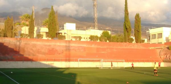 Campo de Fútbol de Aguadulce - Guía de Isora, Tenerife, CN