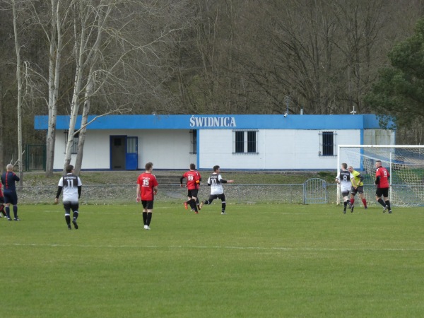 Boisko w Świdnicy - Świdnica (zielonogórski)