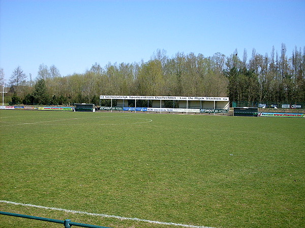 Gemeentelijk Sportcentrum Doelvelden Luc De Rijk Stadion - Berlaar