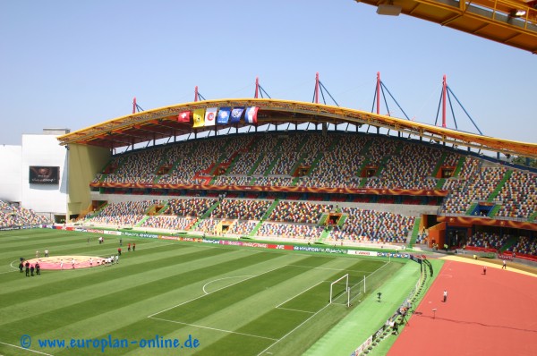 Estádio Dr. Magalhães Pessoa - Leiria