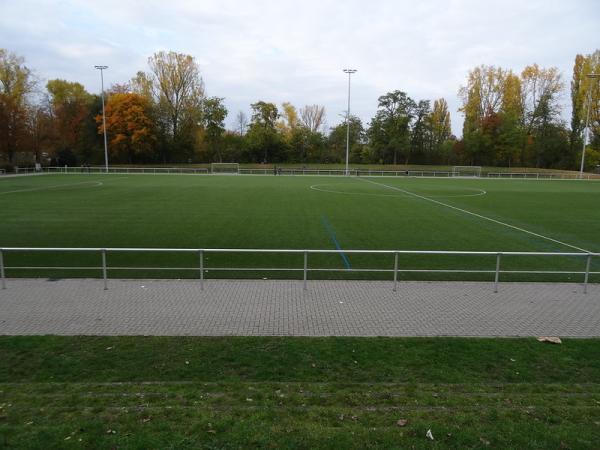 Roter Platz im Ostparkstadion - Frankenthal/Pfalz