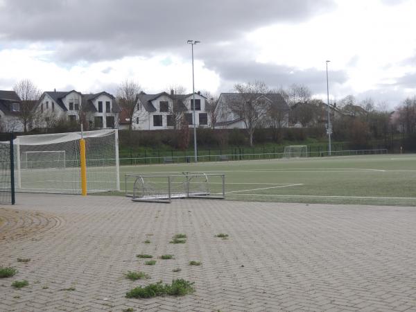 Sportplatz am Schloßberg - Ingelheim/Rhein-Großwinternheim