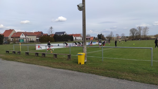 Sportplatz Friedrich-Ludwig-Jahn - Helbedündorf-Holzthaleben