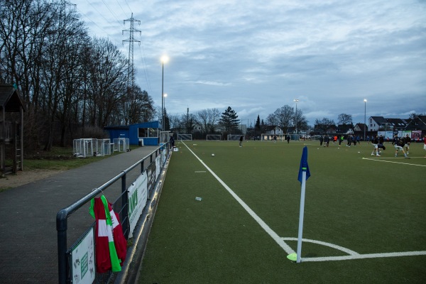 Helmut-Kusserow-Sportanlage - Köln-Pesch
