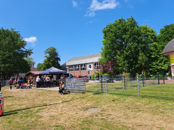 Sportplatz Schule Horsten - Friedeburg-Horsten