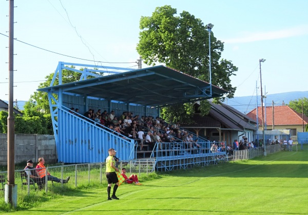 Futbalový areál Kozárovce - Kozárovce